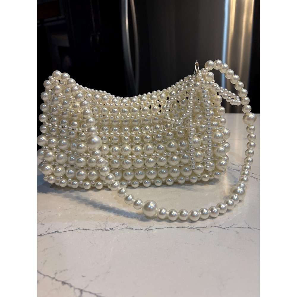 Exquisite Heavy Pearl Clutch Handbag Off White Color. Such a beauty!!